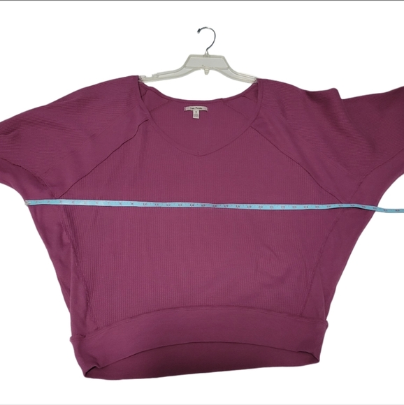 Free People Like New Women's Size Medium Santa Clara Thermal Top Mulberry - Picture 9 of 16